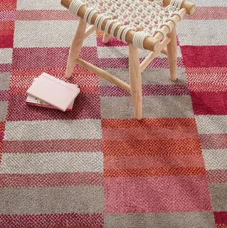 Why Hand Knotted Rugs Are Considered Premium Home Decor