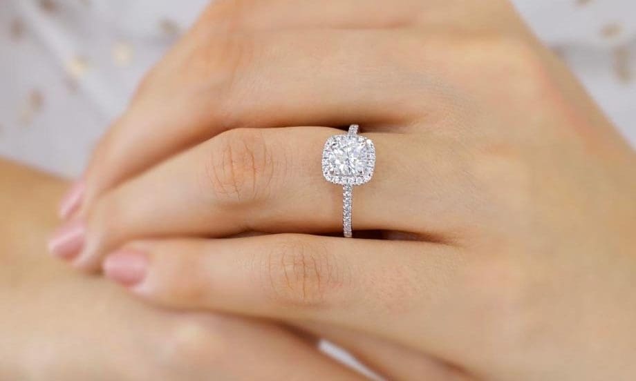 The Most Radiant Emerald Ring Creations from Lily Arkwright